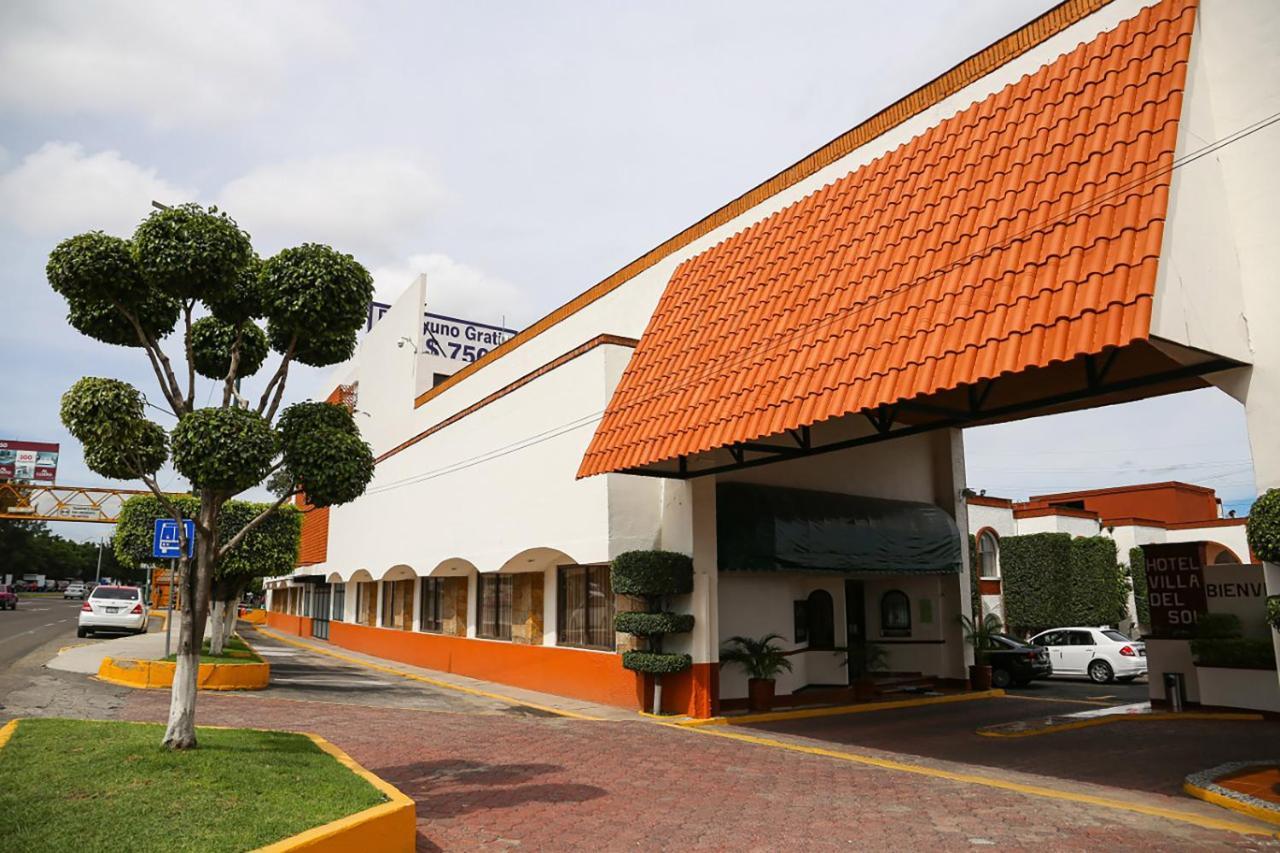 Hotel & Suites Villa Del Sol มอเรเลีย ภายนอก รูปภาพ