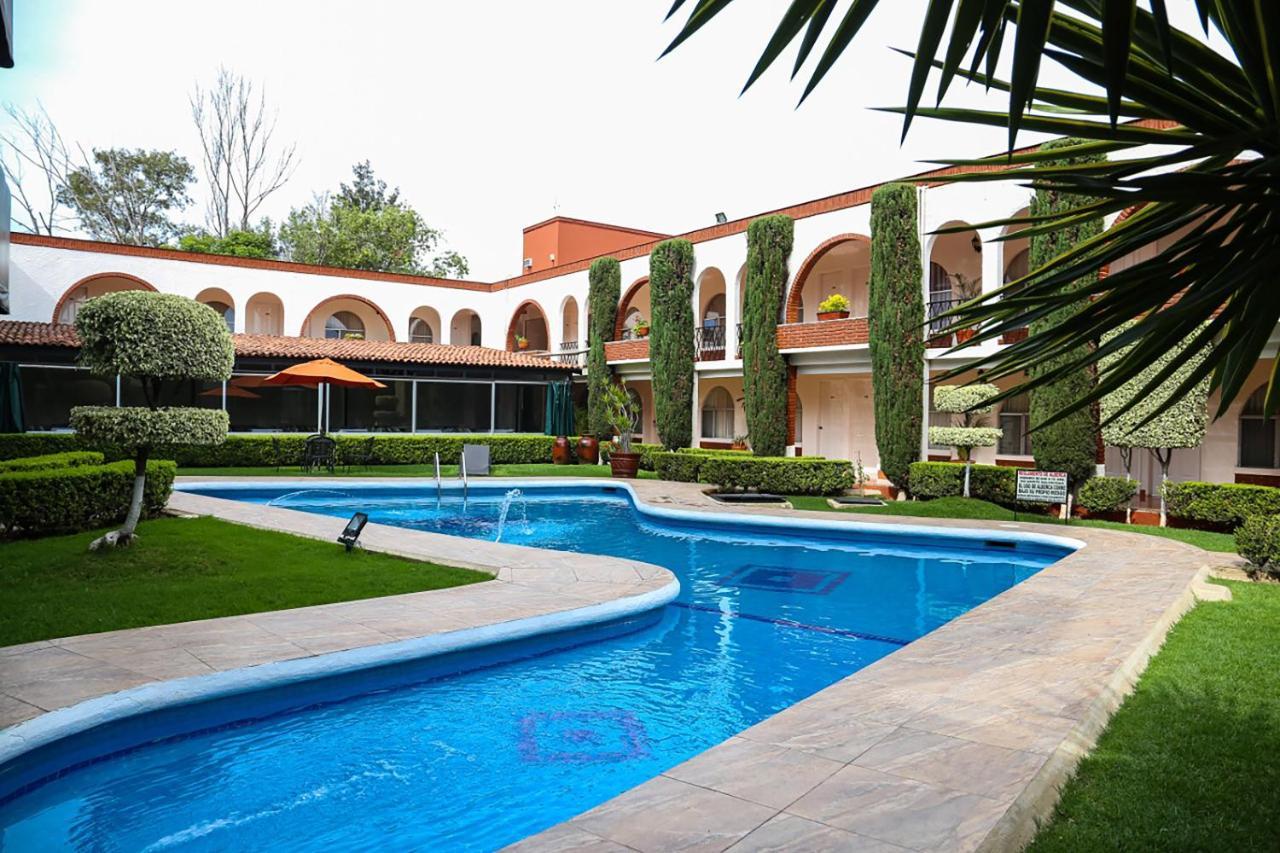 Hotel & Suites Villa Del Sol มอเรเลีย ภายนอก รูปภาพ
