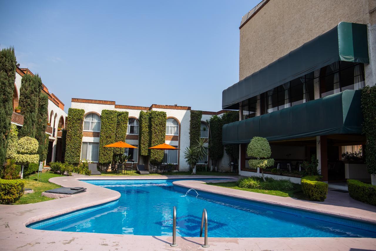 Hotel & Suites Villa Del Sol มอเรเลีย ภายนอก รูปภาพ
